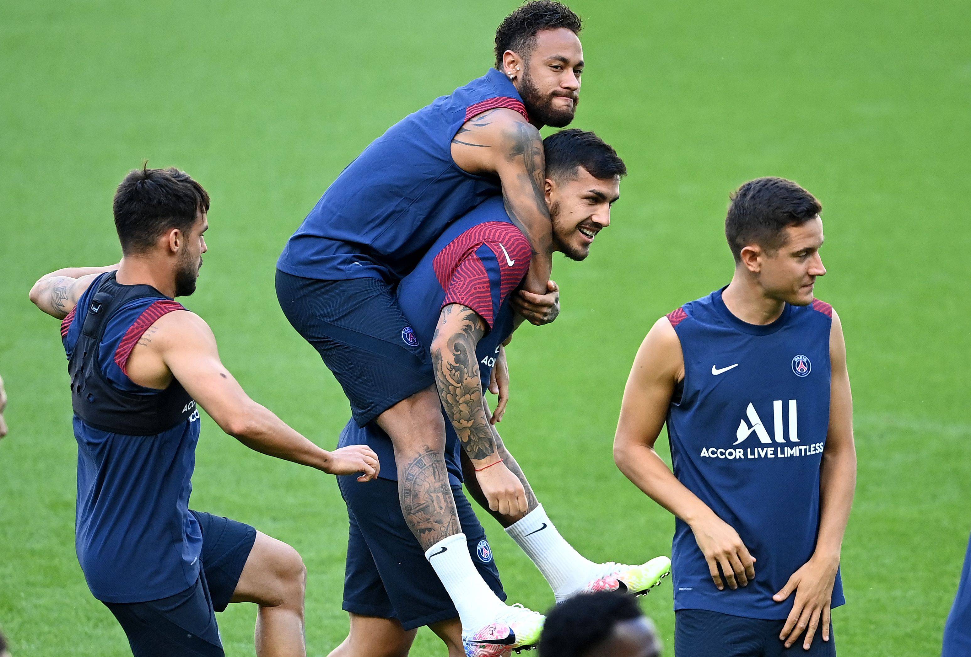 九游官网-今晚新奥尔良鹈鹕备战法国杯；临场应变细节曝光；球迷炸锅；年轻球员得到机会的简单介绍